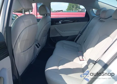 2016 Hyundai Sonata Hybrid Limited z USA, uszkodzony, nr VIN KMHE34L14GA014699